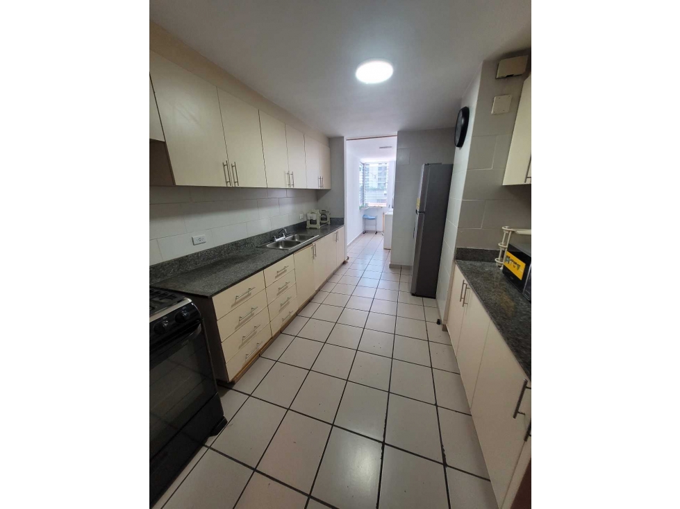 Se Alquila apt Marbella — foto 2