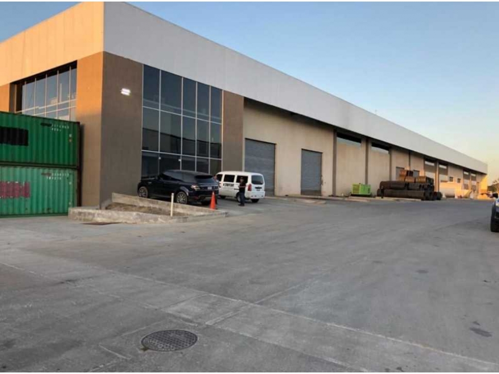 Se alquila galera d 1200 mts en Parque Industrial las Americas — foto 4