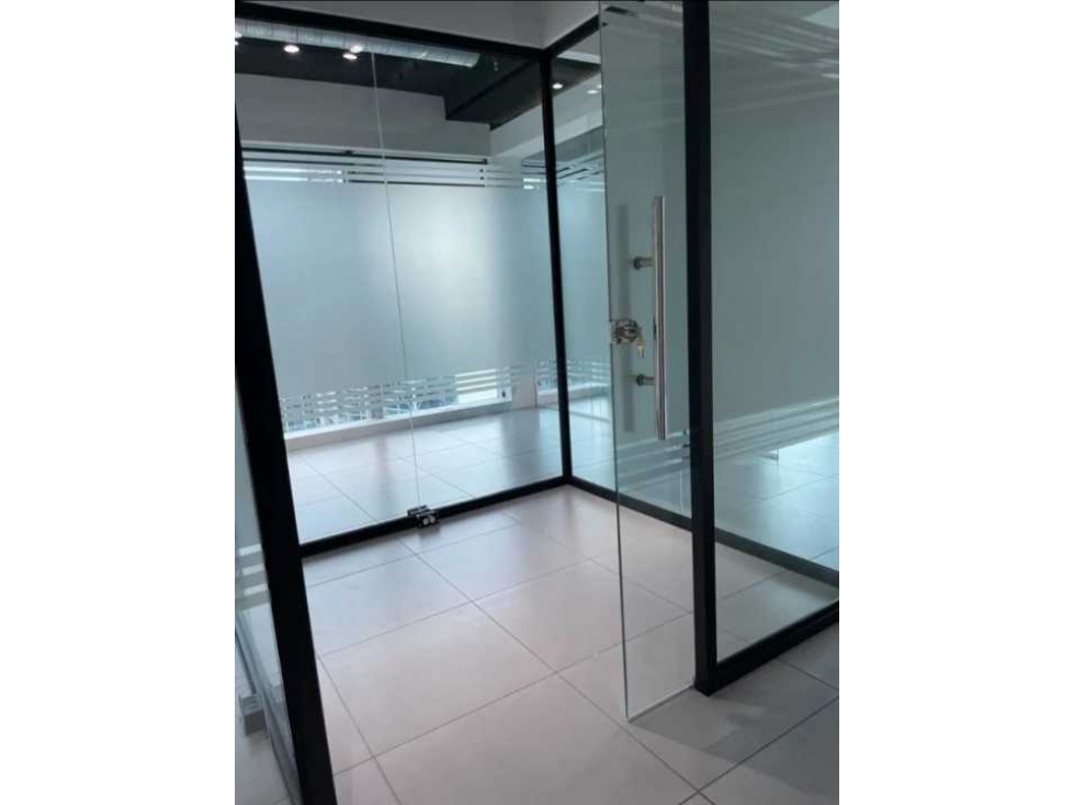 Se vende o alquila oficina de 160 mts en Punta Pacifica/ Ph Oceanía — foto 5