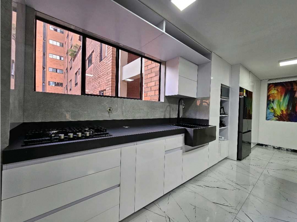 Se arrienda apartamento amoblado en Milla de Oro, Poblado — foto 2