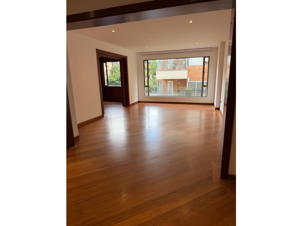 SE VENDE O ARRIENDA APARTAMENTO EN CHICÓ MUSEO 220M2 — foto 2
