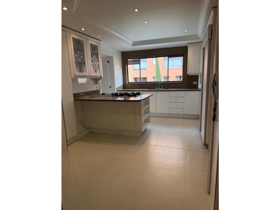 SE VENDE O ARRIENDA APARTAMENTO EN CHICÓ MUSEO 220M2 — foto 4