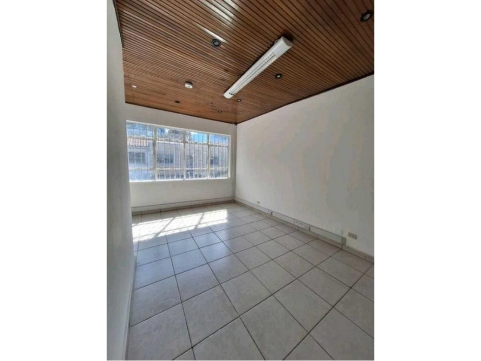 SE VENDE CASA EN LA SOLEDAD PARA OFICINA. BODEGA.FABRICA.A — foto 4