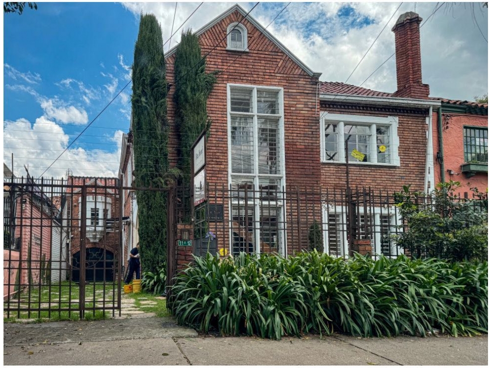 SE VENDE O ARRIENDA CASA EN QUINTA CAMACHO 414M2