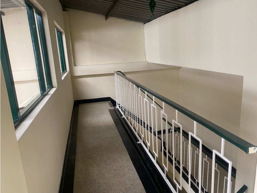 Se vende o arrienda casa para oficinas barrios unidos — foto 3