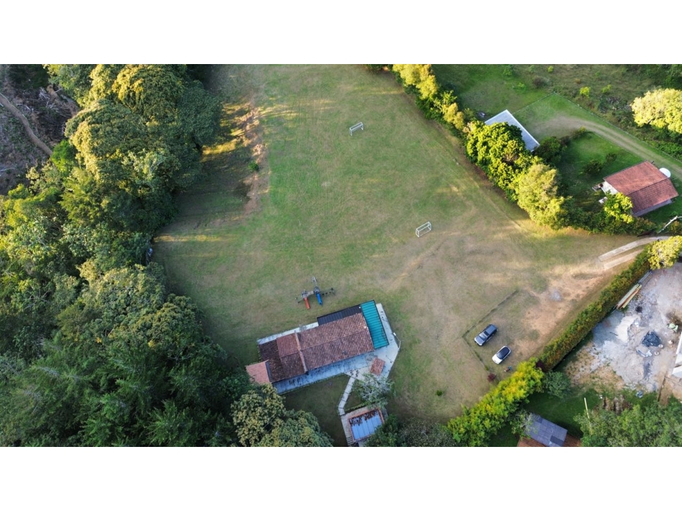 SE VENDE O ARRIENDA FINCA EN LA CEJA INDEPENDIENTE SECTOR LAS LOMITAS — foto 3
