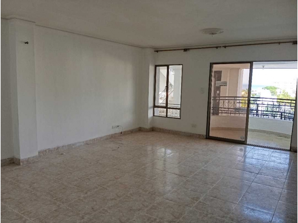 Se Vende / Permuta Este Apartamento En Rodadero Por Otro En Monteria — foto 5