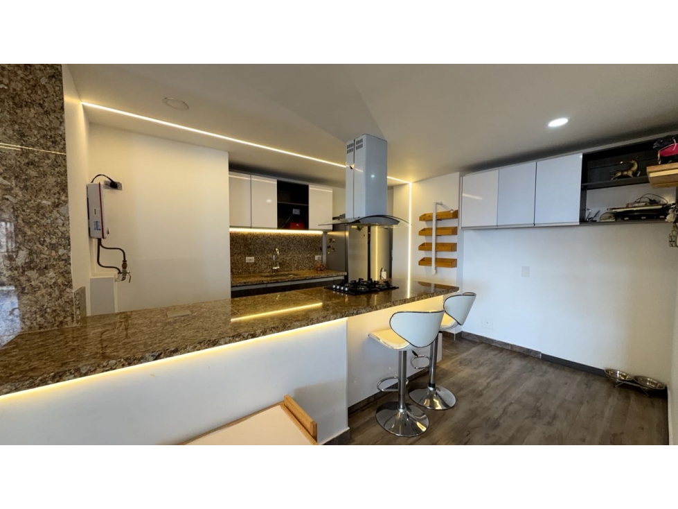 SE VENDE O PERMUTA PENTHOUSE DUPLEX EN BOGOTÁ CEDRITOS