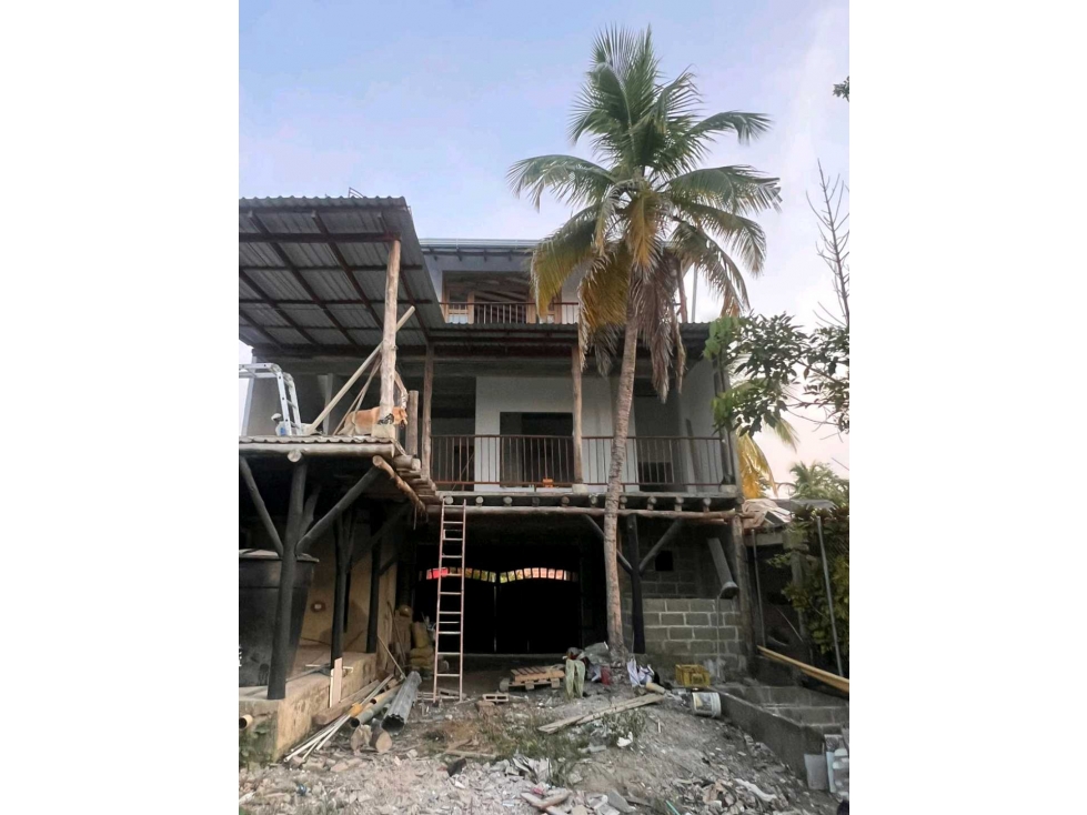 SE VENDE O PERMUTA CABAÑA A 100 MTS DE LA PLAYA EN NECOCLI - 2