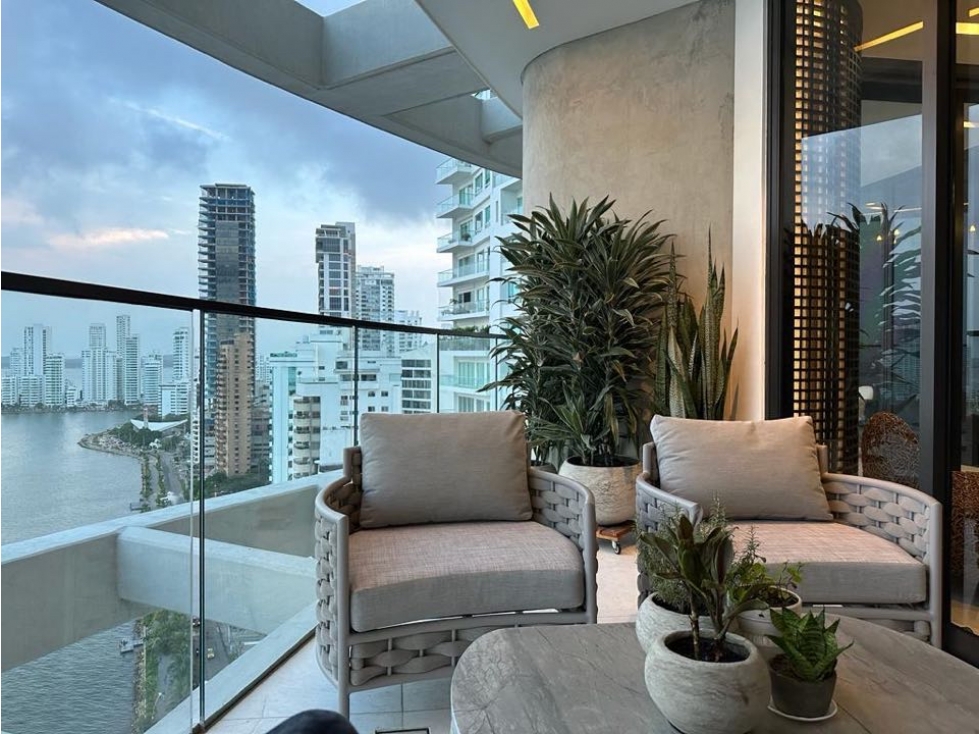 Se vende o renta Apartamento en Bocagrande ! Vista directa a bahía