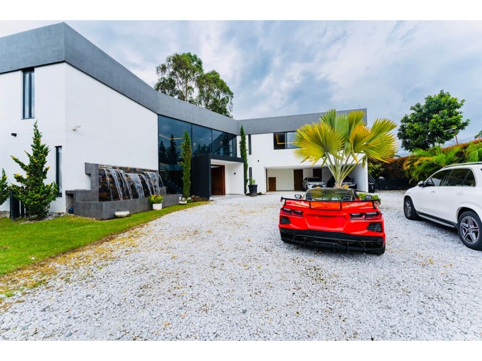 ¡OPORTUNIDAD!Se vende casa campestre en Llanogrande. Unidad cerrada — foto 2