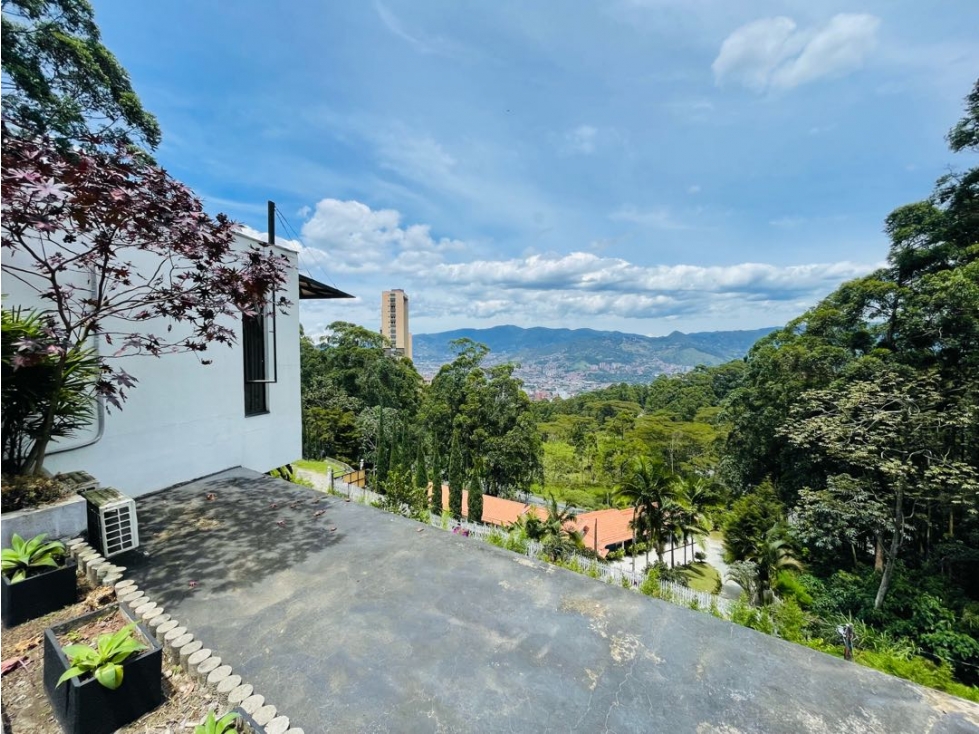 Se vende o se alquila casa en Poblado — foto 3