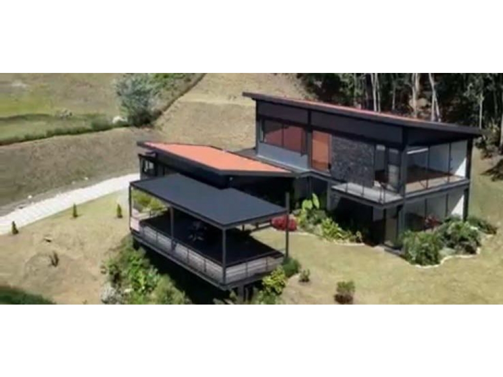 Se vende o se alquila está lujosa casa campestre en el retiro Ant. — foto 2