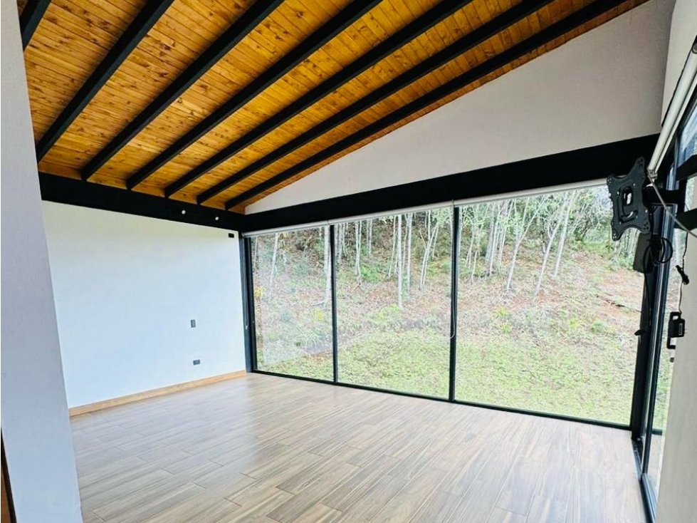 Se vende o se alquila está lujosa casa campestre en el retiro Ant. — foto 5
