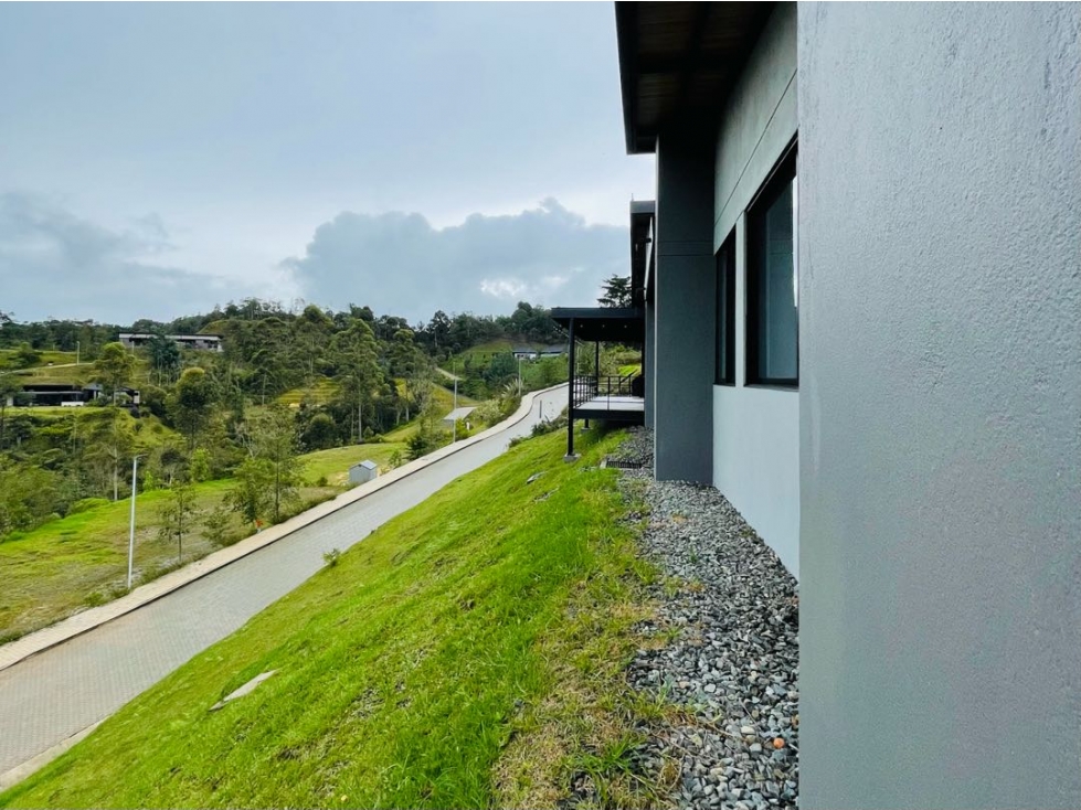 Se vende o se alquila esta casa de lujo en el Retiro Ant. — foto 3