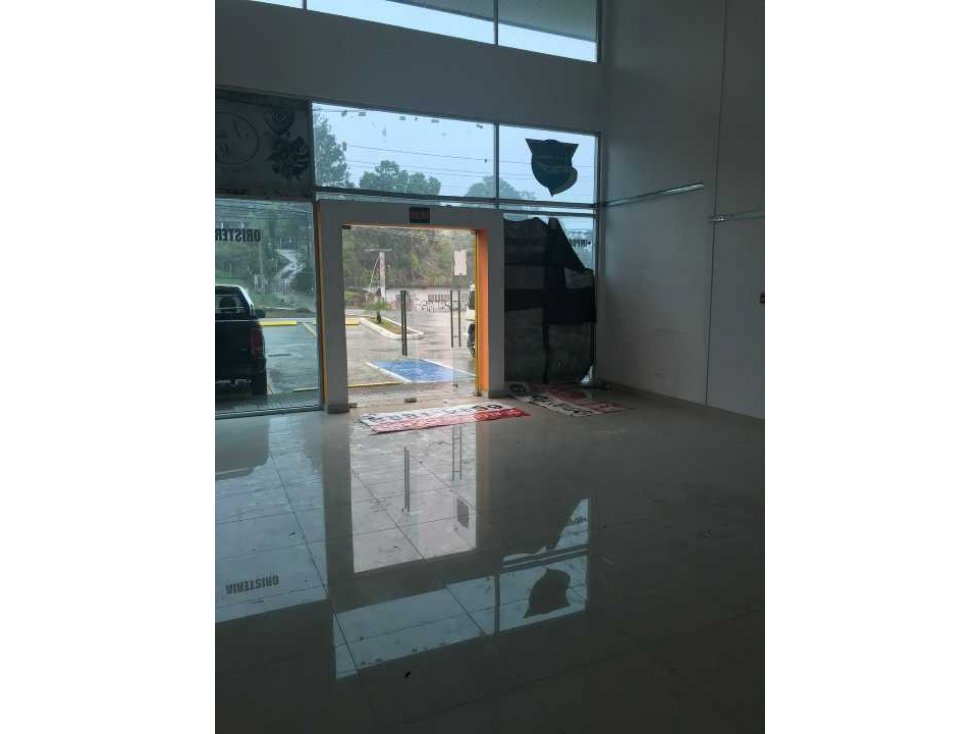 SE VENDE O SE ALQUILA local en Arraijan!! - 2