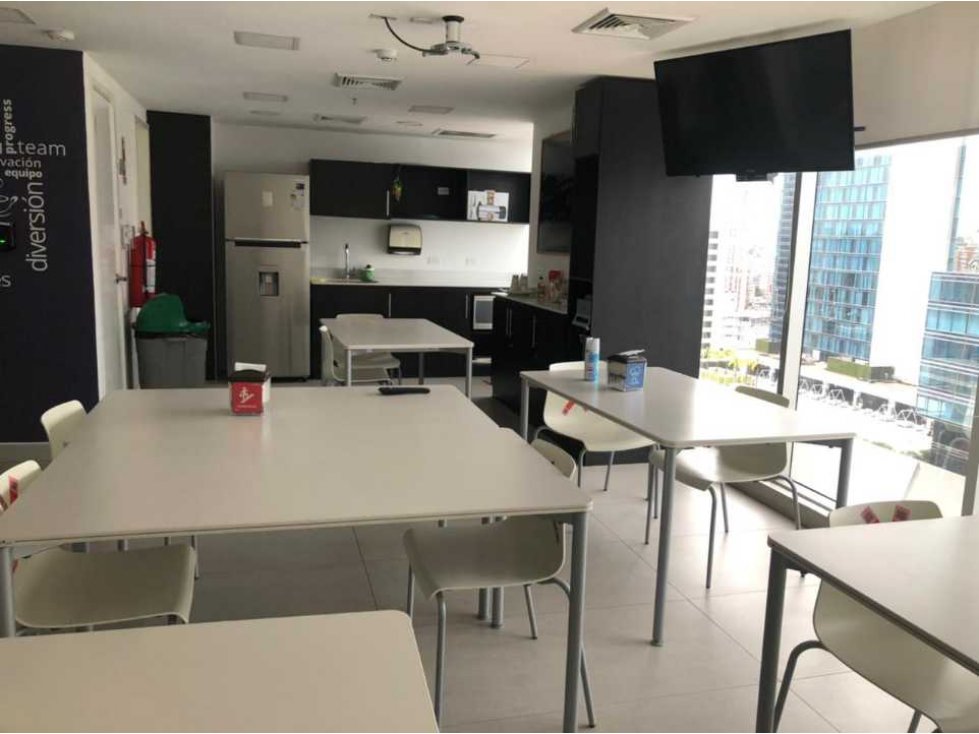 SE VENDE O SE ALQUILA OFICINAS EN OBARRIOS - 3