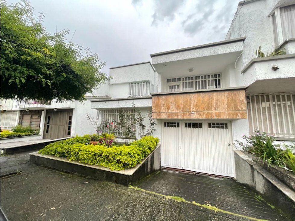SE VENDE CASA EN EL BARRIO NUEVA CECILIA