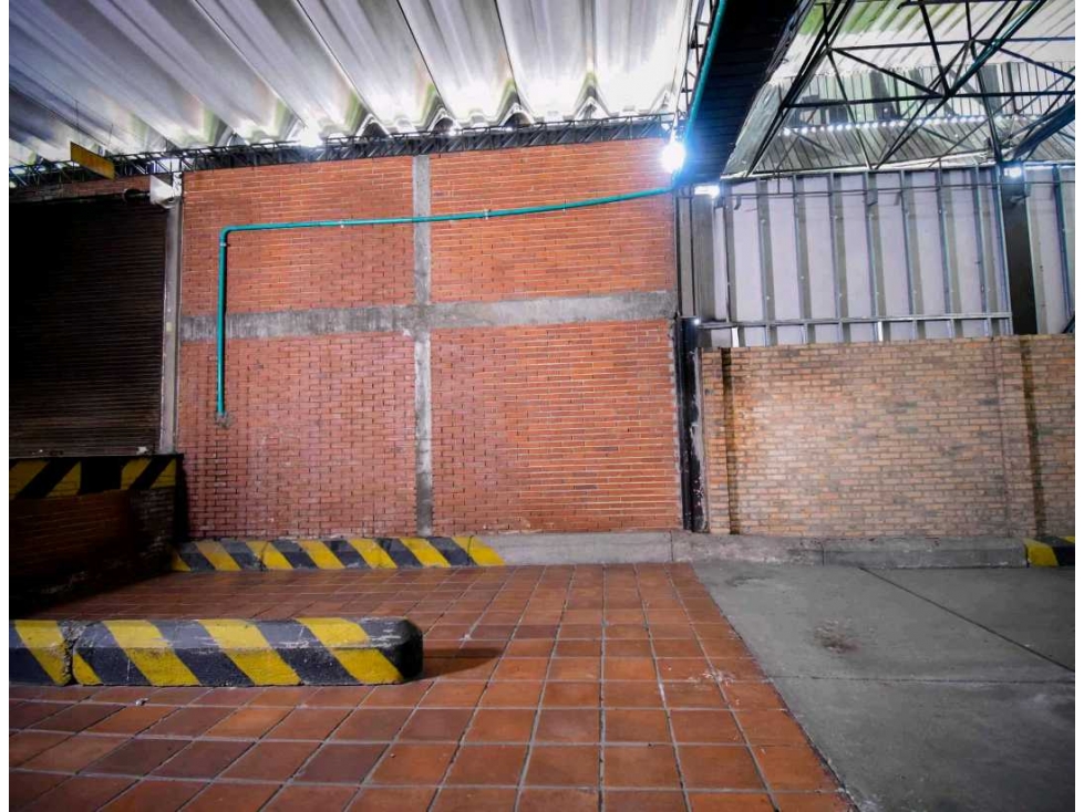 Se Vende o se Arrienda Local en Chapinero 300m² — foto 4