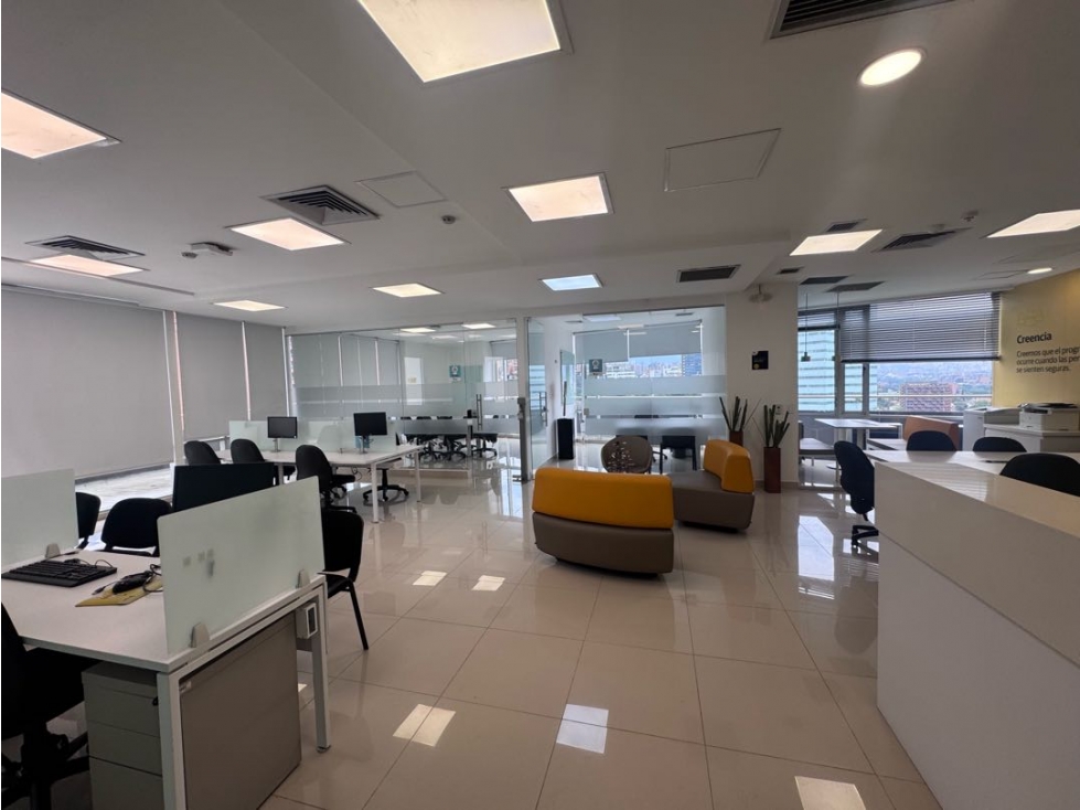SE VENDE O SE ARRIENDA OFICINA EN EL POBLADO — foto 6