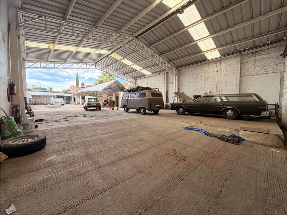 SE VENDE O SE RENTA BODEGA EN JACONA, MICHOACÁN - 2
