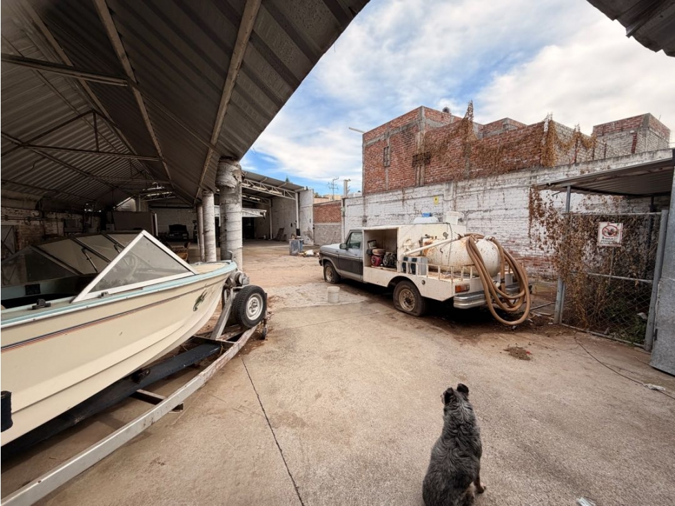 SE VENDE O SE RENTA BODEGA EN JACONA, MICHOACÁN - 3