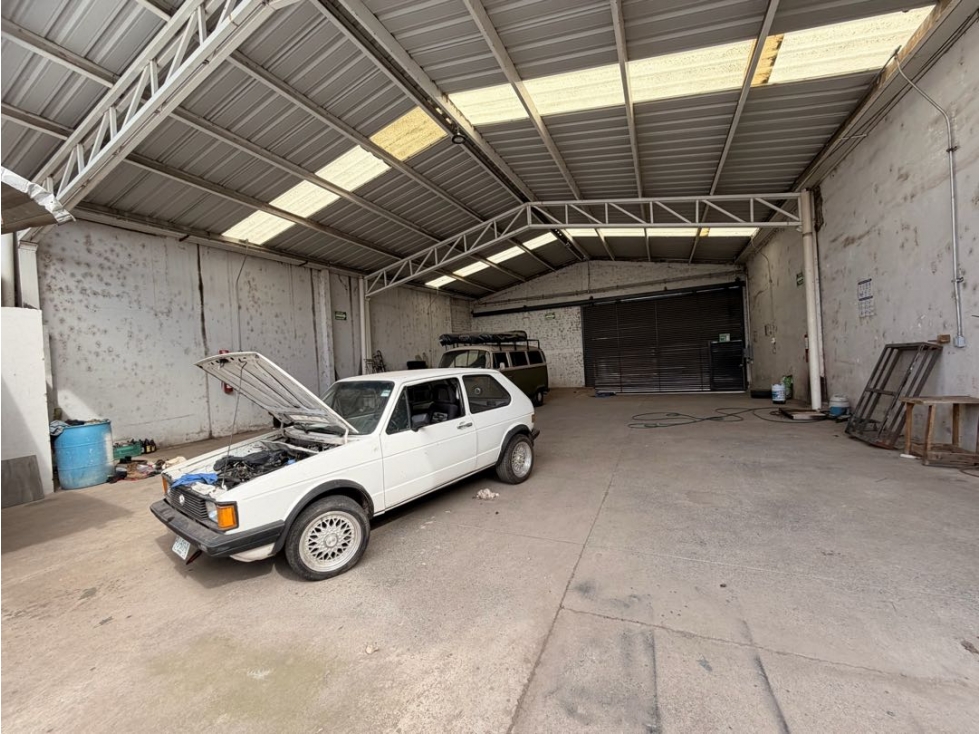 SE VENDE O SE RENTA BODEGA EN JACONA, MICHOACÁN - 4