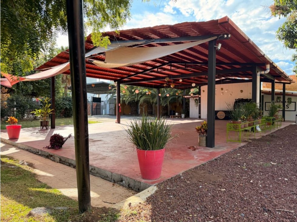 SE VENDE O SE RENTA QUINTA EN JACONA, MICHOACAN - 2