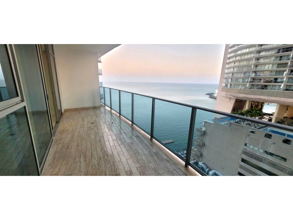 Se vende o.Alquila Grand Tower modelo C