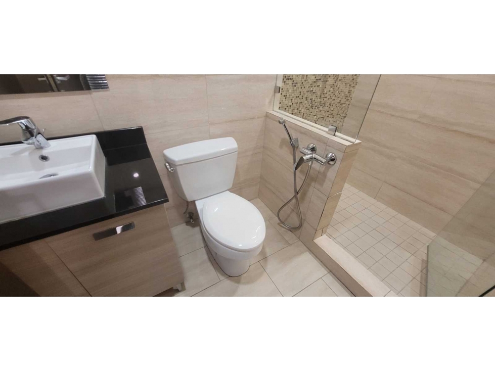 Se vende o.Alquila Grand Tower modelo C — foto 4