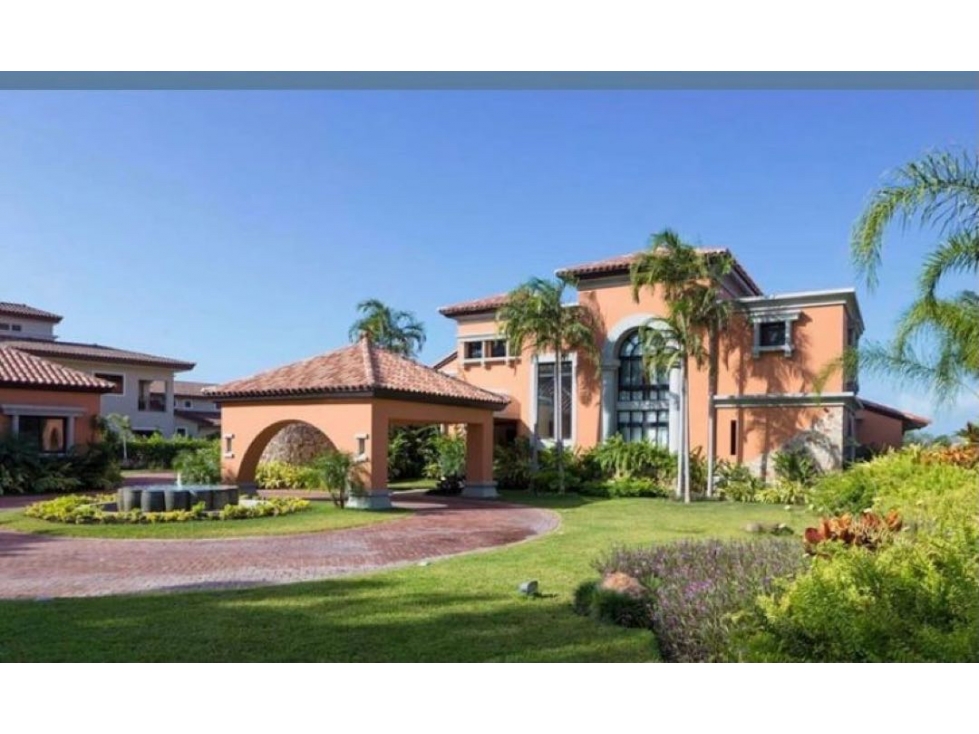Se Vende Residencia de Lujo en Buenaventura Golf Beach Golf Resort - 1