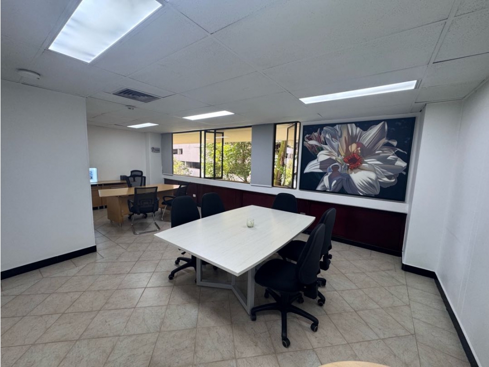 Se vende oficina. Castropol Poblado — foto 2