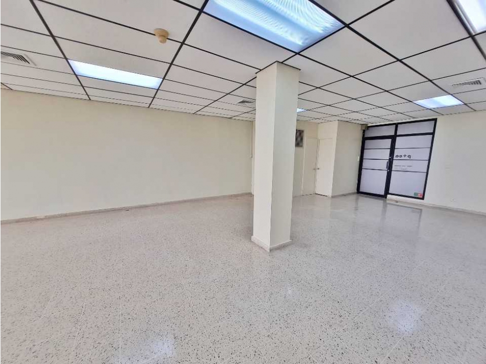 SE VENDE OFICINA CENTRICA BALBOA PLAZA AVENIDA BALBOA VISTA AL MAR — foto 5
