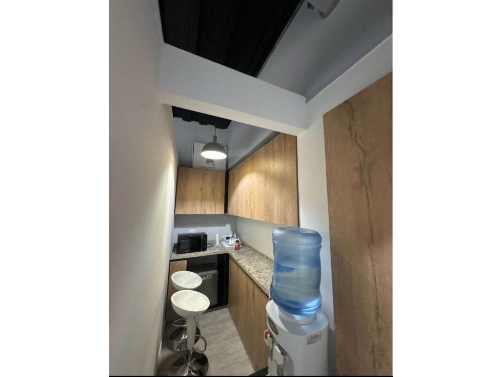 Se vende oficina en el edificio potenza Barzal - 5