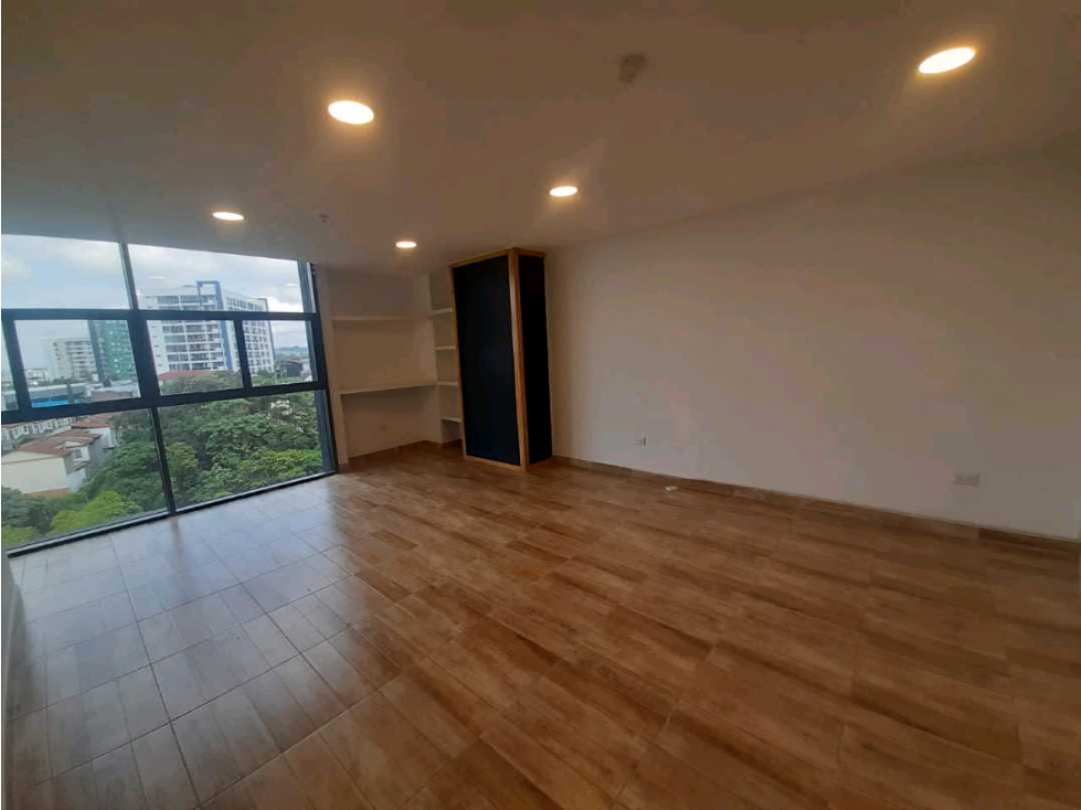 SE VENDE OFICINA EN LA AV BOLIVAR NORTE DE ARMENIA QUINDÍO