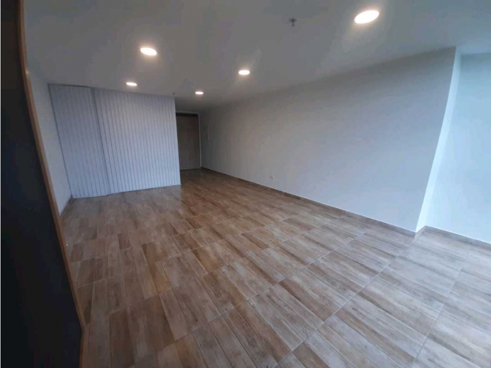 SE VENDE OFICINA EN LA AV BOLIVAR NORTE DE ARMENIA QUINDÍO — foto 5