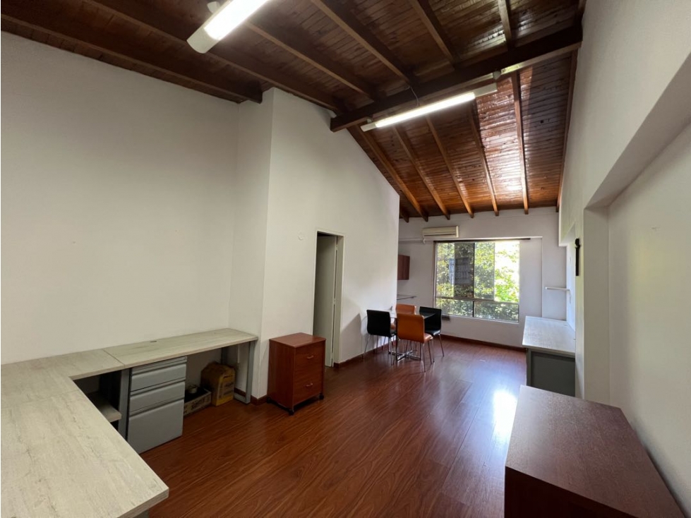 Se Vende Oficina en Medellin