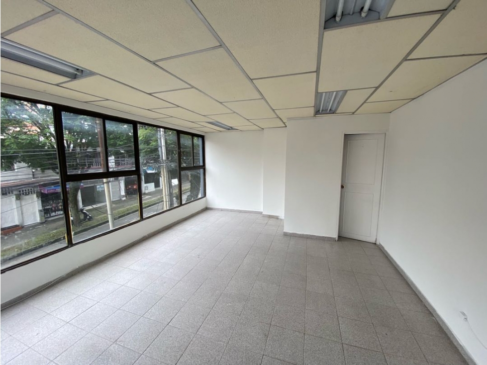 Se vende oficina Pereira Centro