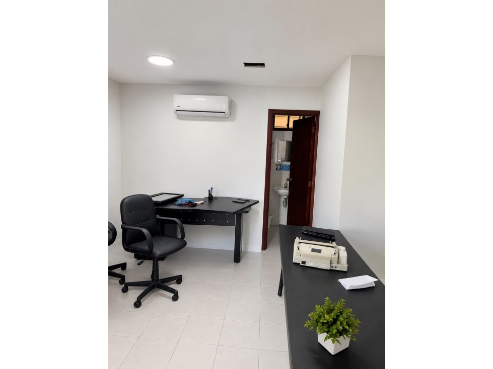 SE VENDE OFICINA SECTOR RECREO BARRANQUILLA — foto 2