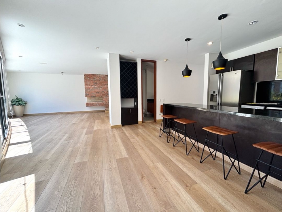 SE VENDE PENT HOUSE TRIPLEX CHAPINERO ALTO