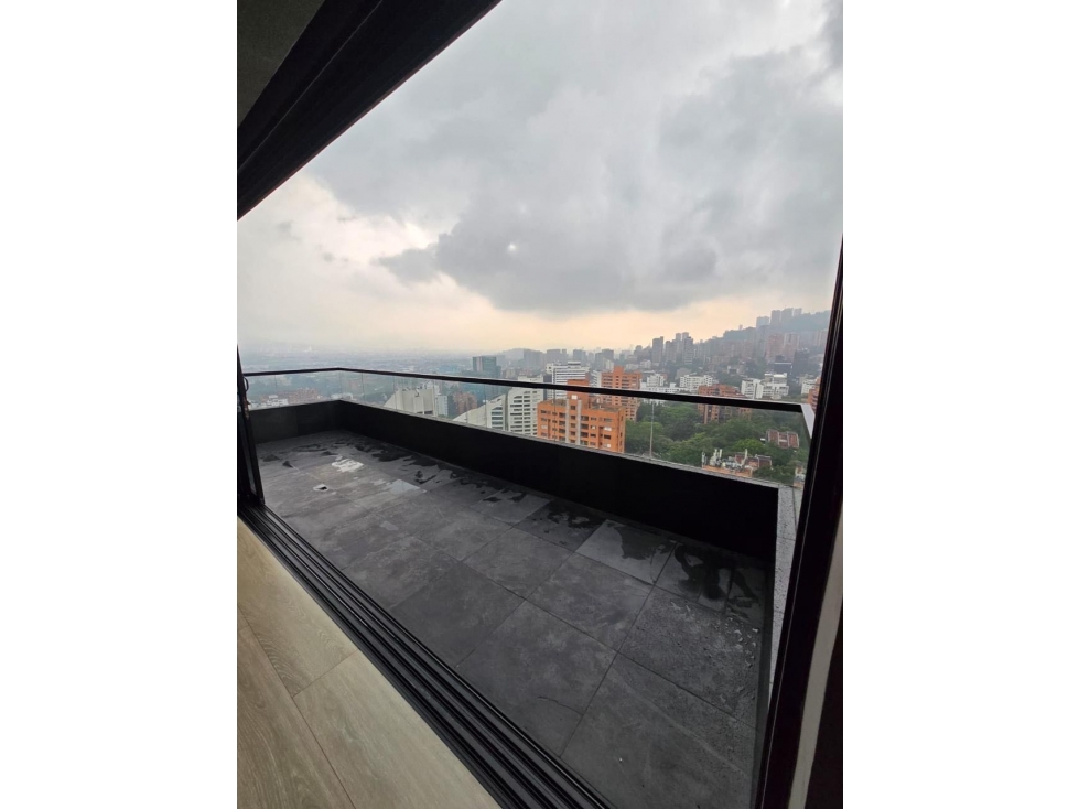 SE VENDE PENTHOUSE DUPLEX LOS PARRA MEDELLÍN