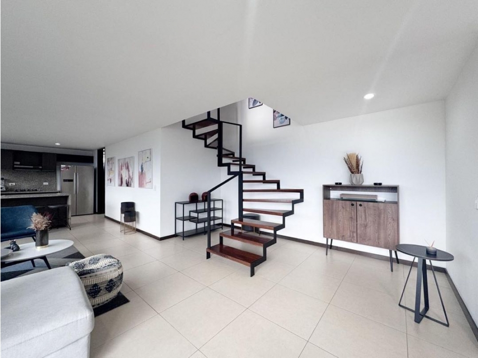 Se Vende Penthouse Duplex Por Las Palmas Medellín — foto 3