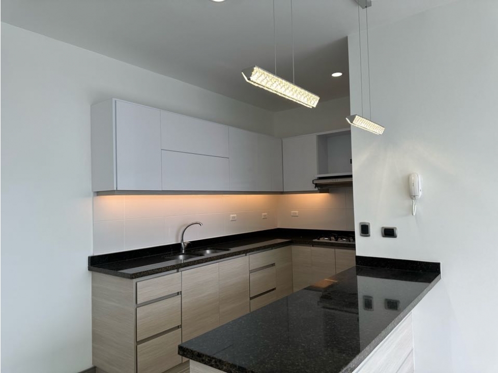 Se vende Penthouse con Hermosa vista en el norte de Armenia Quindio