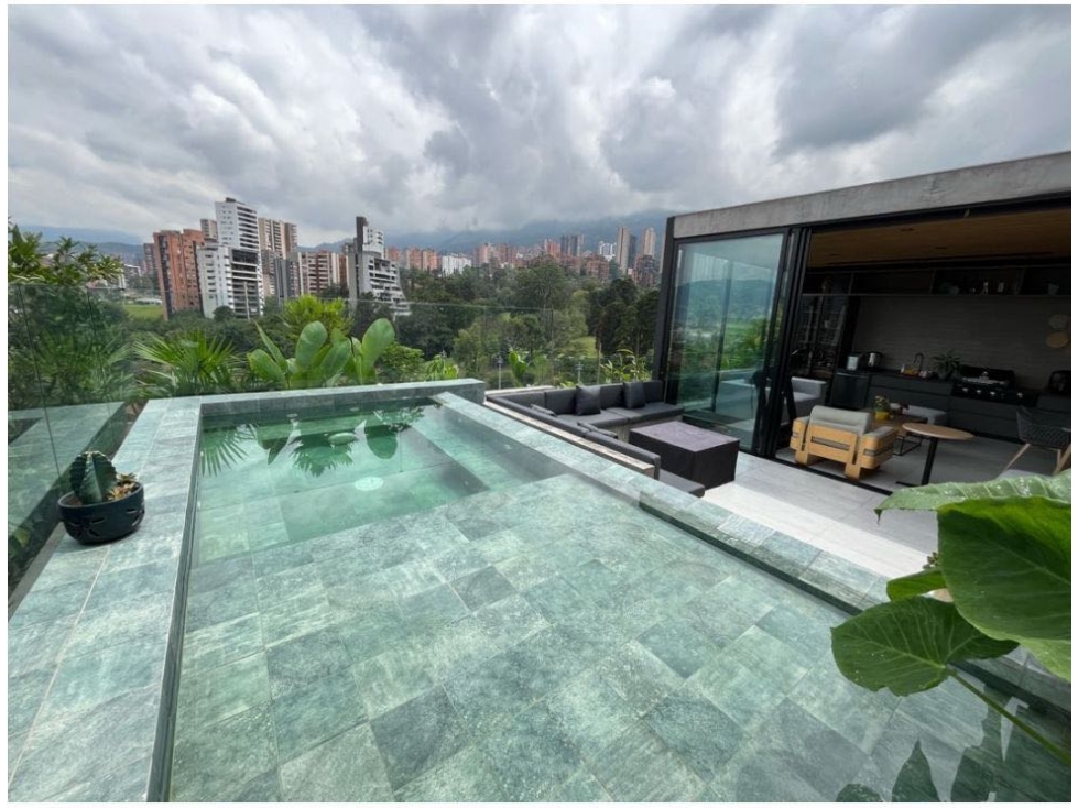 SE VENDE PENTHOUSE EN EL POBLADO SECTOR EL CAMPESTRE