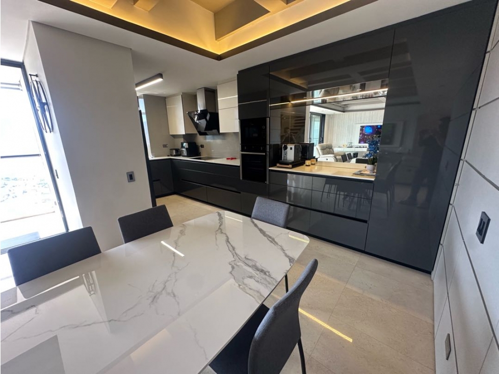 Se vende penthouse en envigado sector loma de las brujas — foto 3