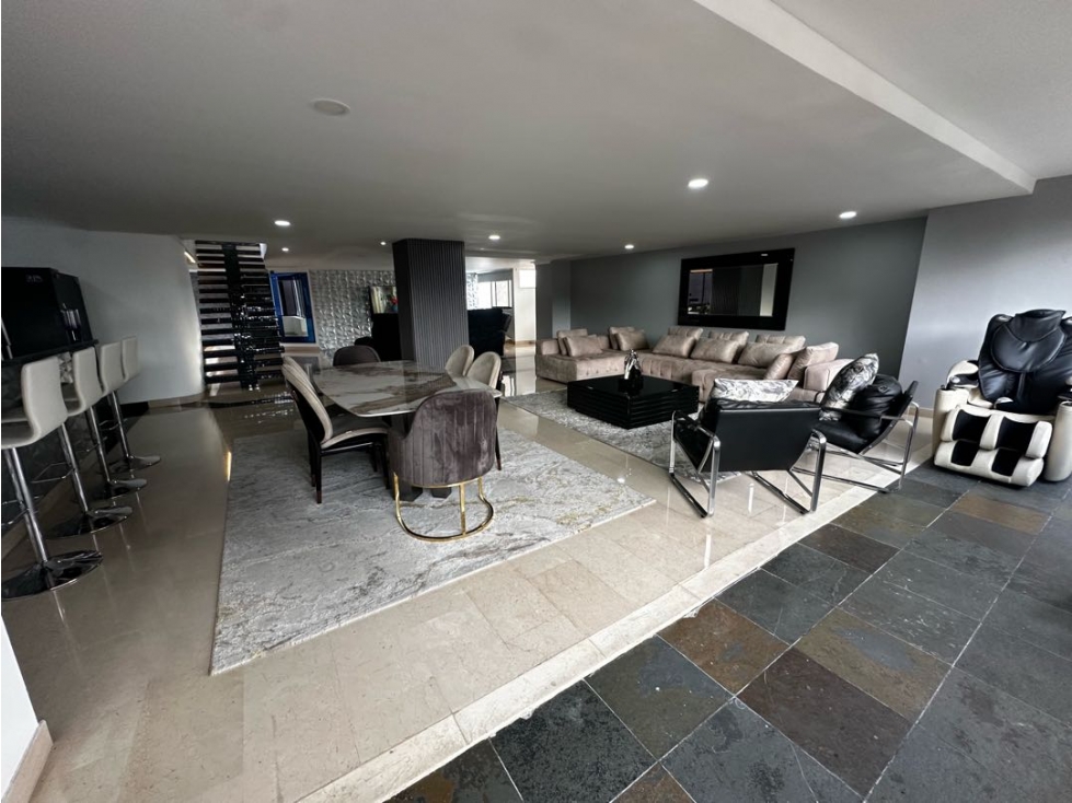 Se vende penthouse por los balsos el poblado Medellín — foto 4