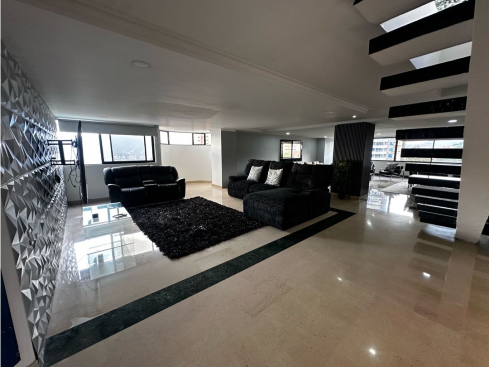 Se vende penthouse por los balsos el poblado Medellín — foto 2