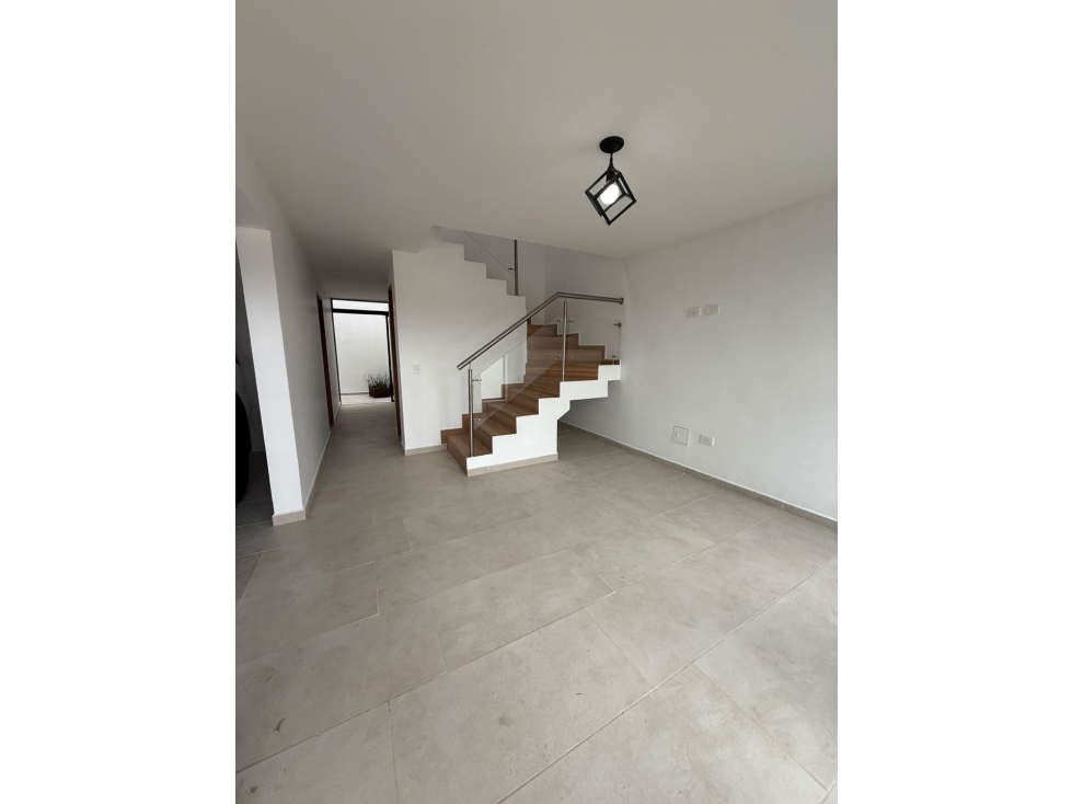 SE VENDE PERMUTA CASA EN LA CEJA UNIDAD ABIERTA SANTA MARÍA DEL TAMBO — foto 2