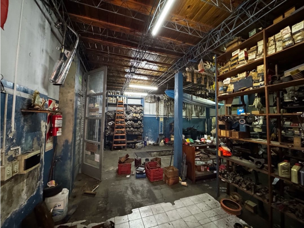 SE VENDE PH COMERCIAL EN AV. CARLOS PELLEGRINI - LUJÁN. — foto 4
