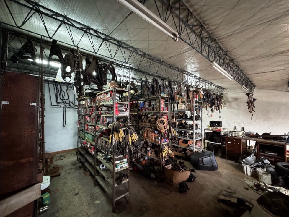 SE VENDE PH COMERCIAL EN AV. CARLOS PELLEGRINI - LUJÁN. — foto 6